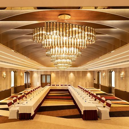 Jenneys Residency Hotel Коимбаторе Екстериор снимка