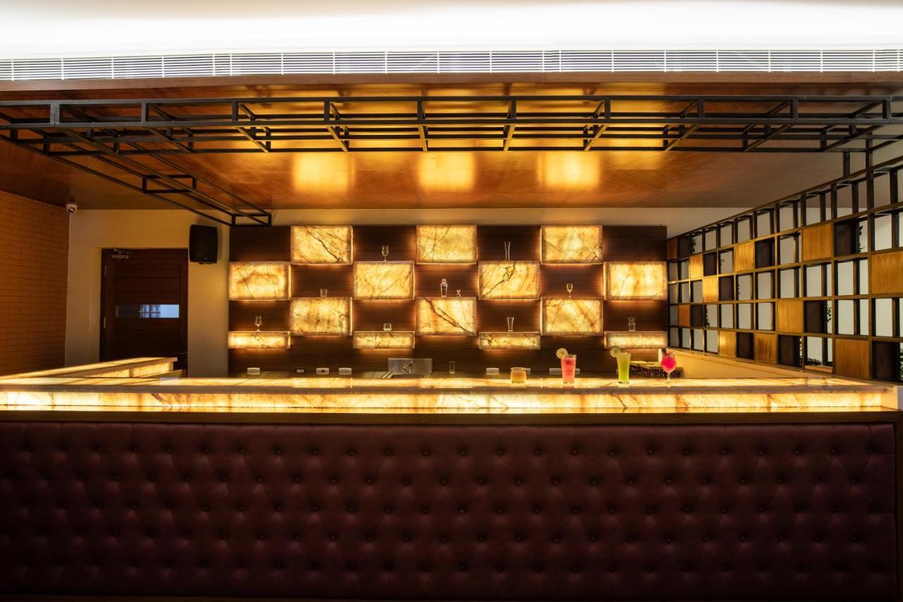 Jenneys Residency Hotel Коимбаторе Екстериор снимка